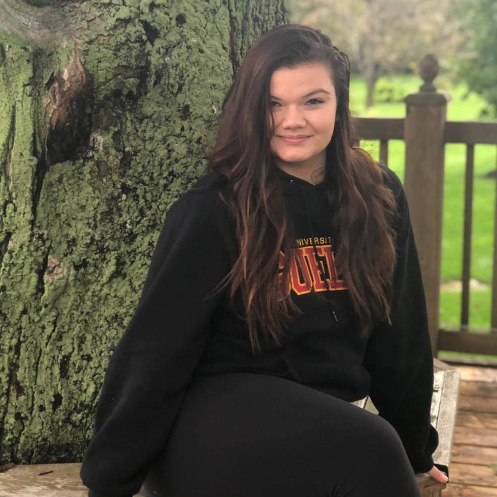 Meet your Posher, Leah